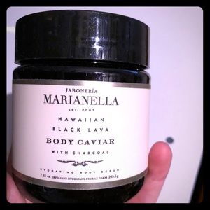Jabonería Marianella Hawaiian Black Lava Scrub